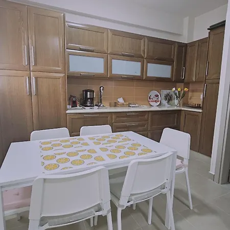 Synergy House * Lemesos
